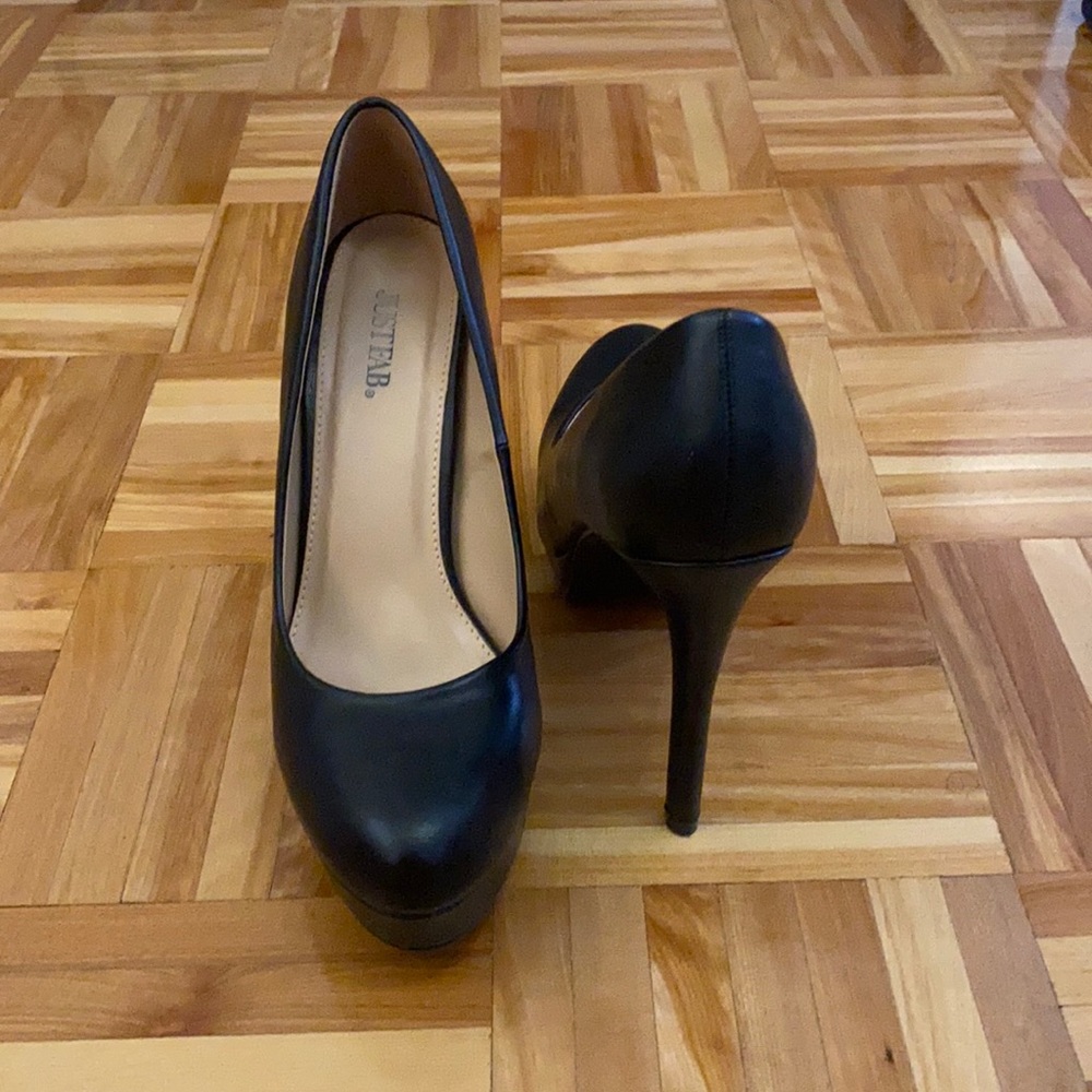 Black classic heals